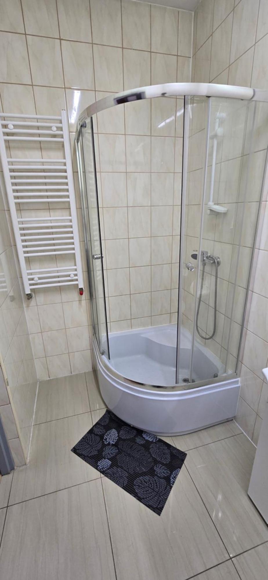 Hotel Dworek 弗罗茨瓦夫 外观 照片