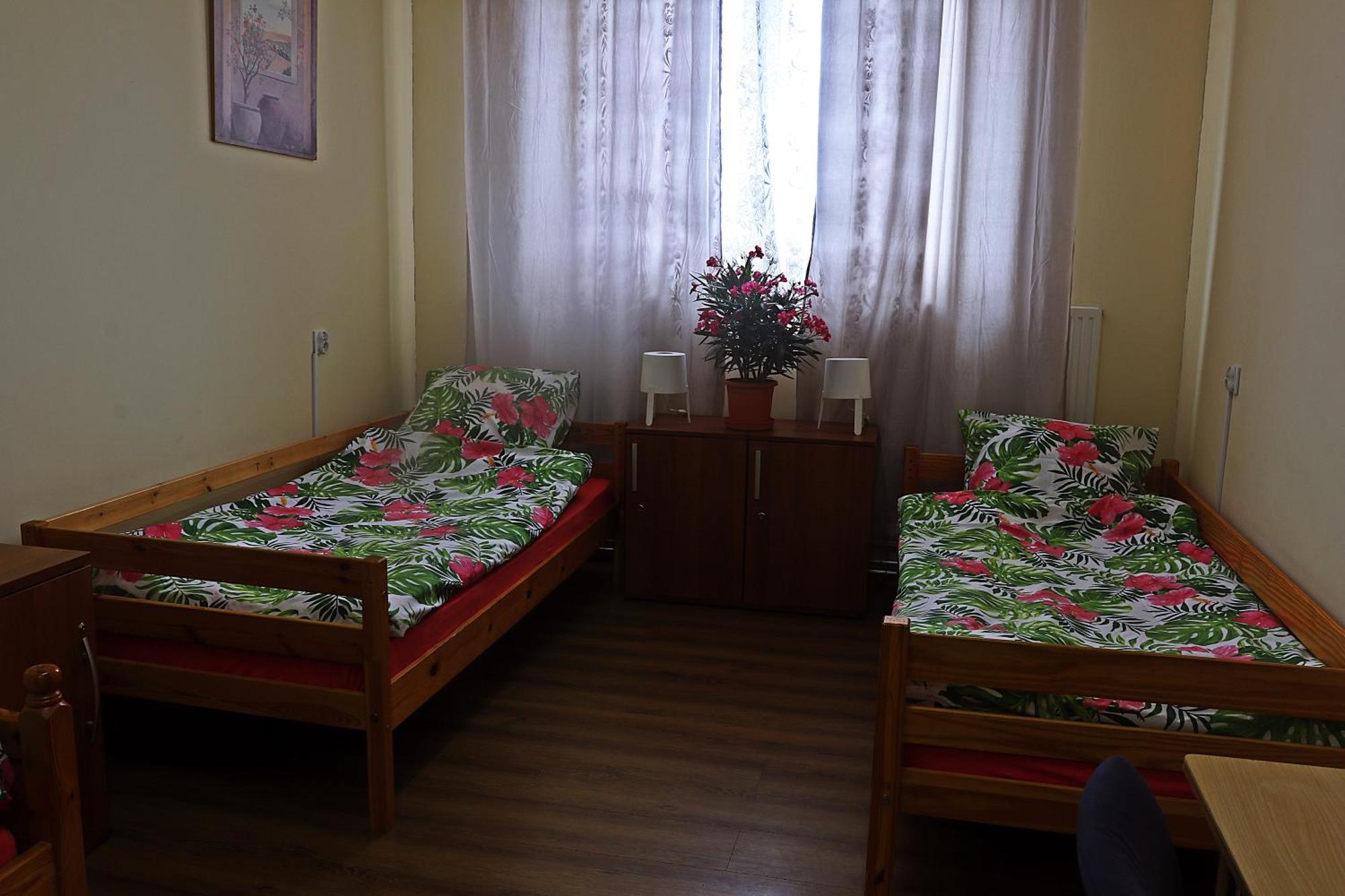 Hotel Dworek 弗罗茨瓦夫 外观 照片